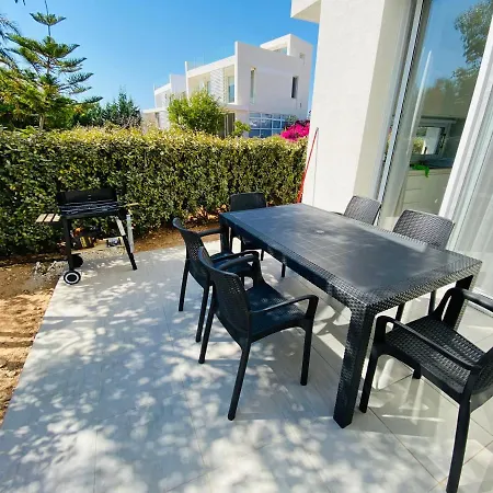 Iasonas Villas Coral Bay ヴィラ